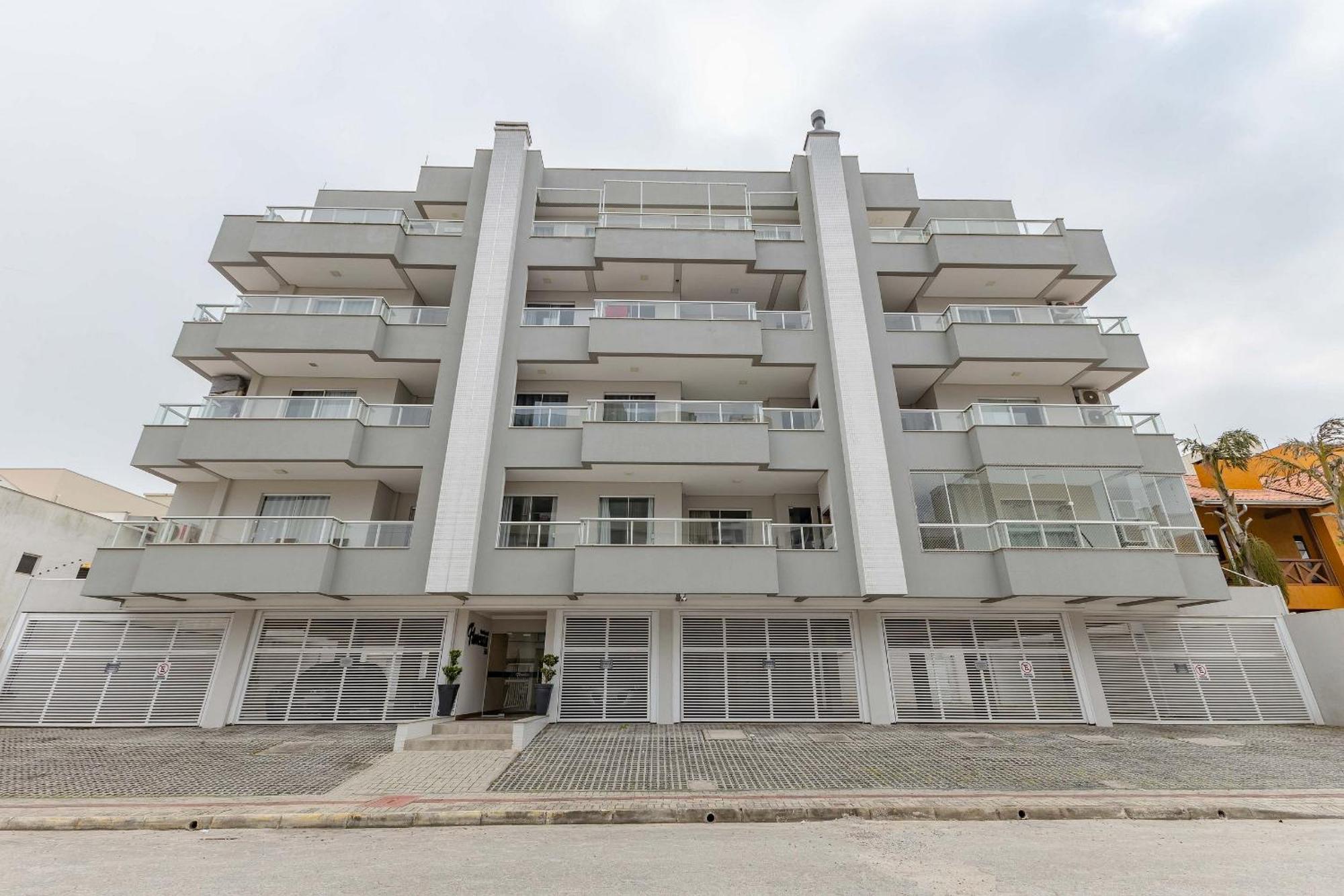 Excelente Apartamento A 2 Minutos Da Praia De Bombas Бомбиньяс Экстерьер фото